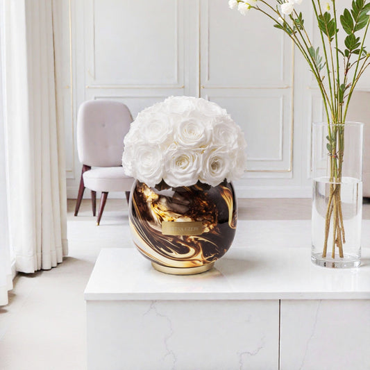 Ewige Rosen in der Vase - Dekoration neu Definiert