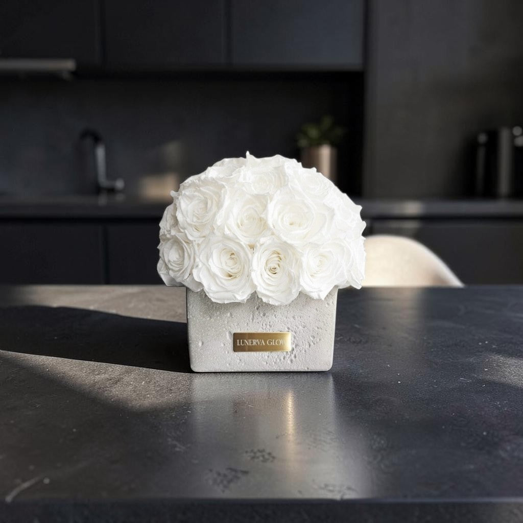 Beton Oval Vase XS|White