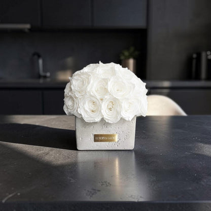 Beton Oval Vase XS|White