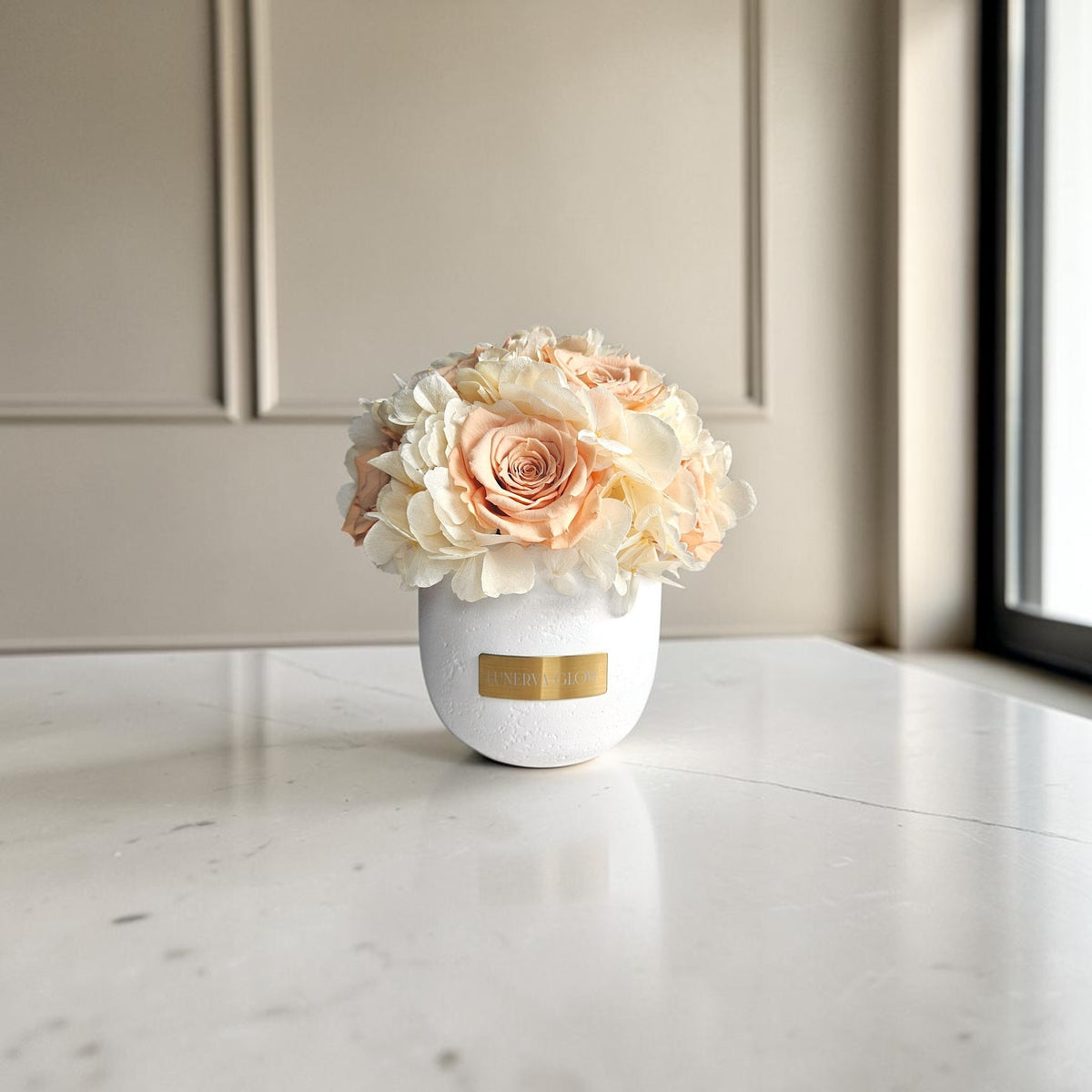 Solid Vase Hydrangea Mix |Nude