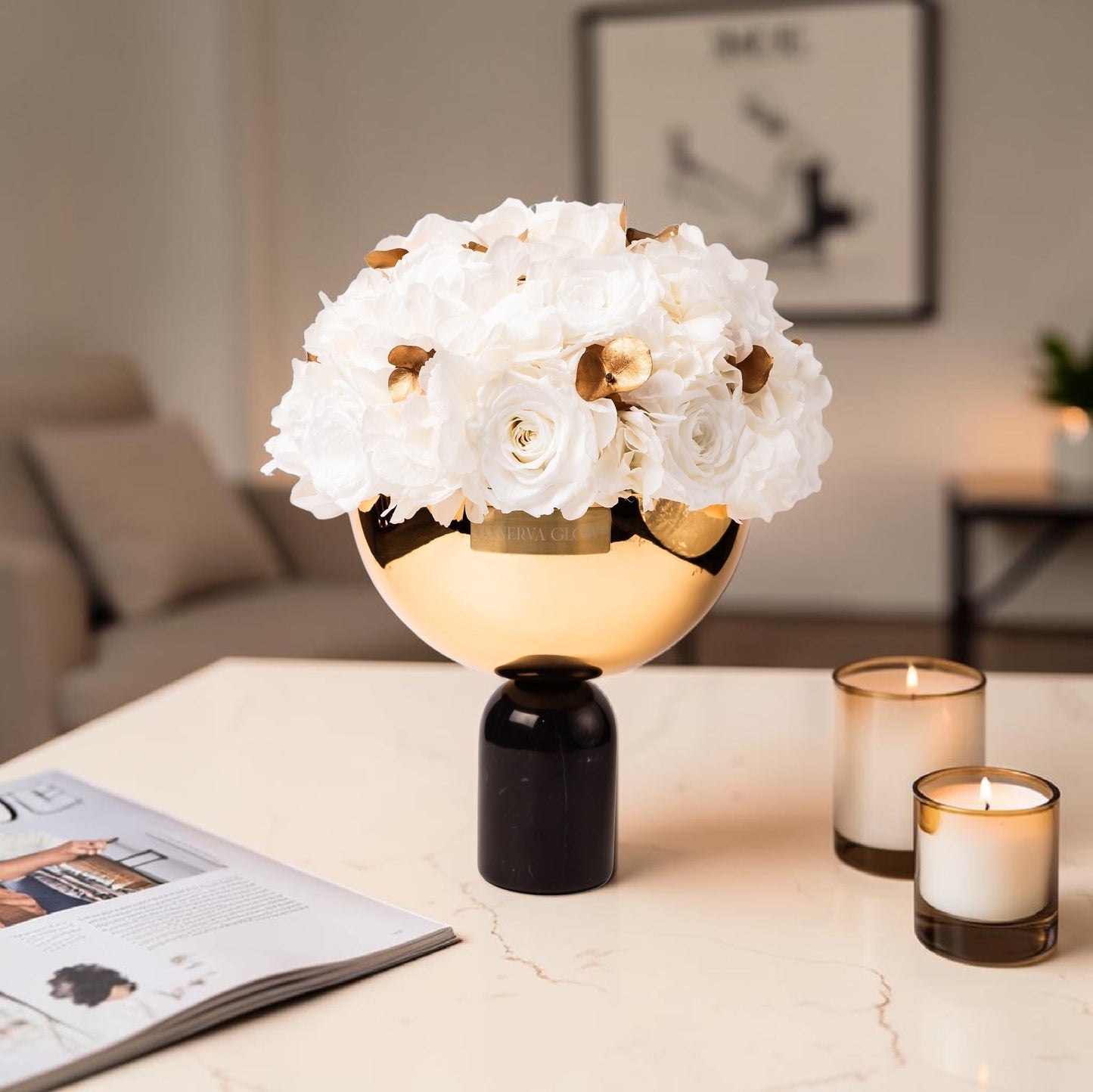 Schwarze Marmor Bowl Vase mit konservierten Blumen Mix. Infinity Rosen und Hortensien Mix | LUNERVA GLOW 