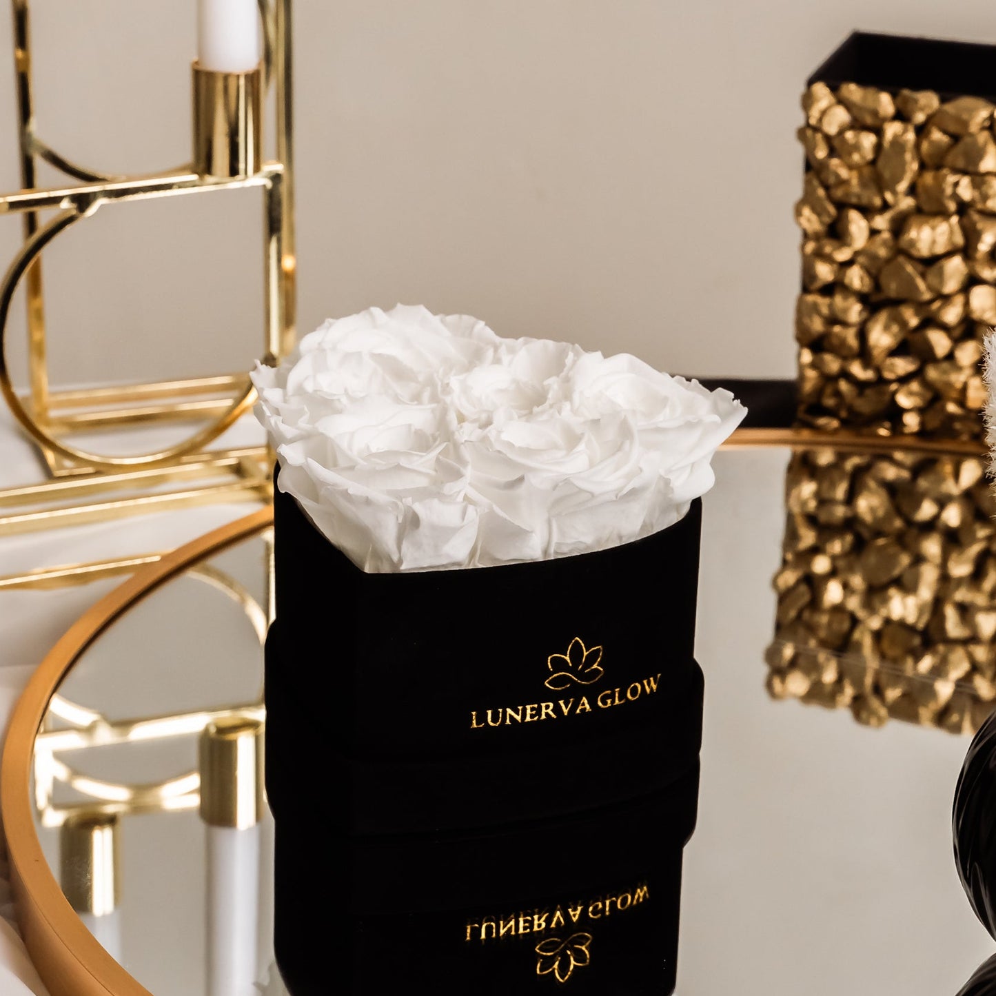 Black Velvet Heartbox |White|S