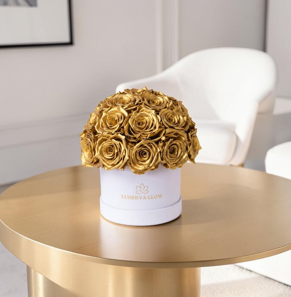 Decor Inspiration Goldene Infinity Rosen in Mushroom Flowerbox | LUNERVA GLOW 