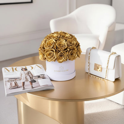 Decor Inspiration Goldene Infinity Rosen in Mushroom Flowerbox | LUNERVA GLOW 