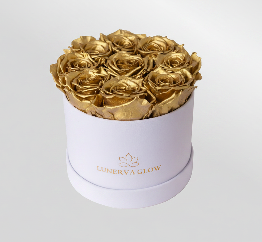 Weisse Infinity Blumen aus Samt mit echten konservierten Goldenen Rosen| LUNERVA GLOW 